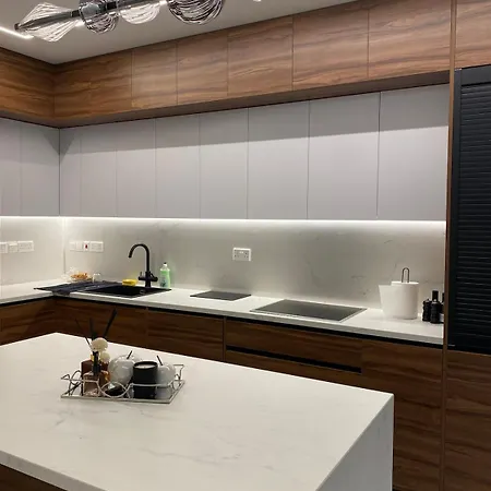 Mall View Modern Penthouse Appartement *